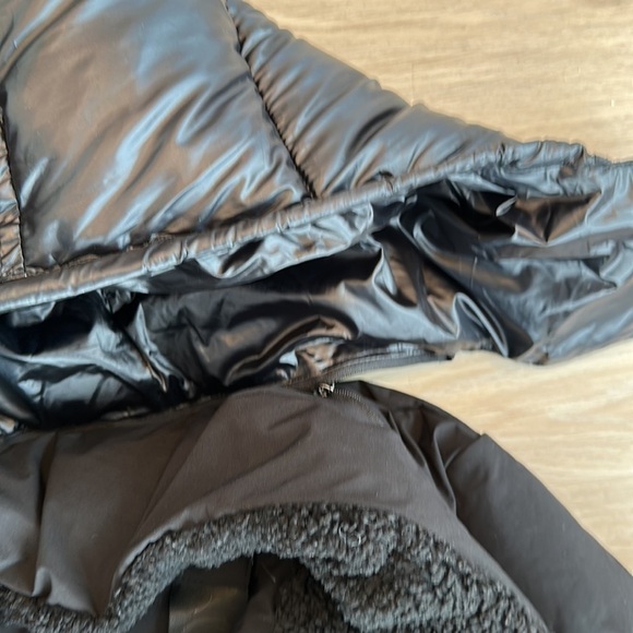 CALVIN KLEIN
Oversized Fleece-Trim Hooded Puffer Coat woman’s size small black - Picture 6 of 11